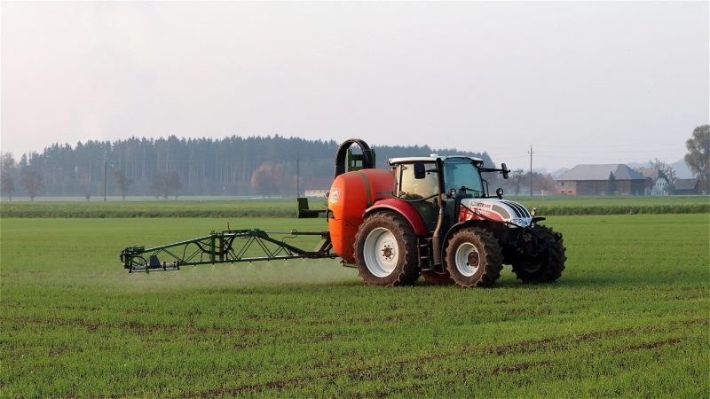 tractor-4575136_1280